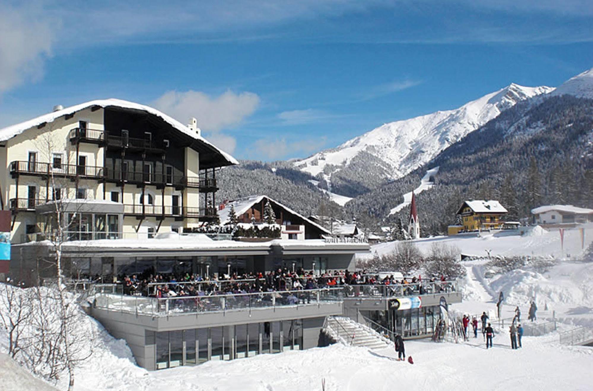 Hotel Wetterstein Seefeld Seefeld in Tirol Exteriör bild